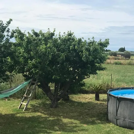 Holiday home Maison De En Camargue *