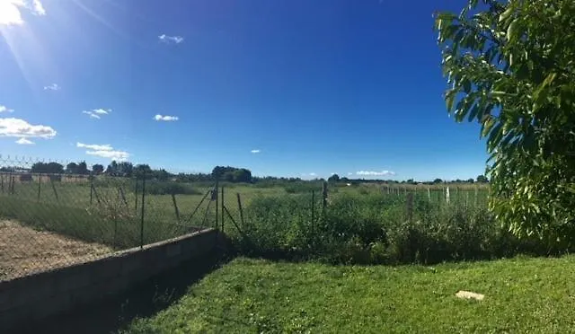 Maison De En Camargue Feriehus